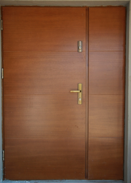 drzwi-zewnetrzne-drewniane-033