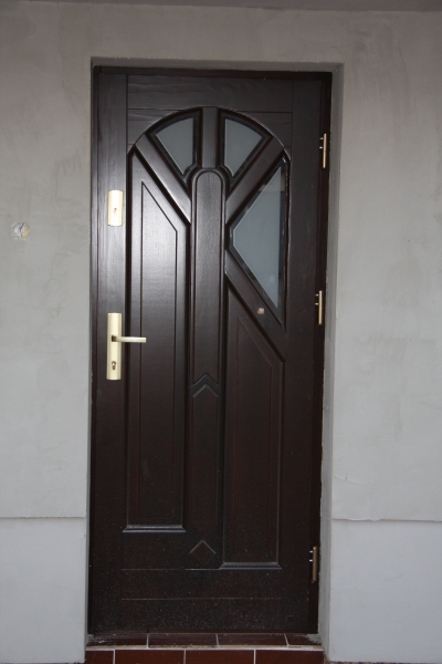 drzwi-zewnetrzne-drewniane-045