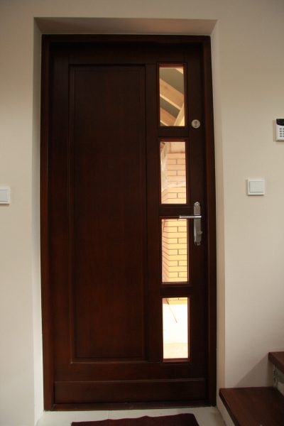 drzwi-zewnetrzne-drewniane-073